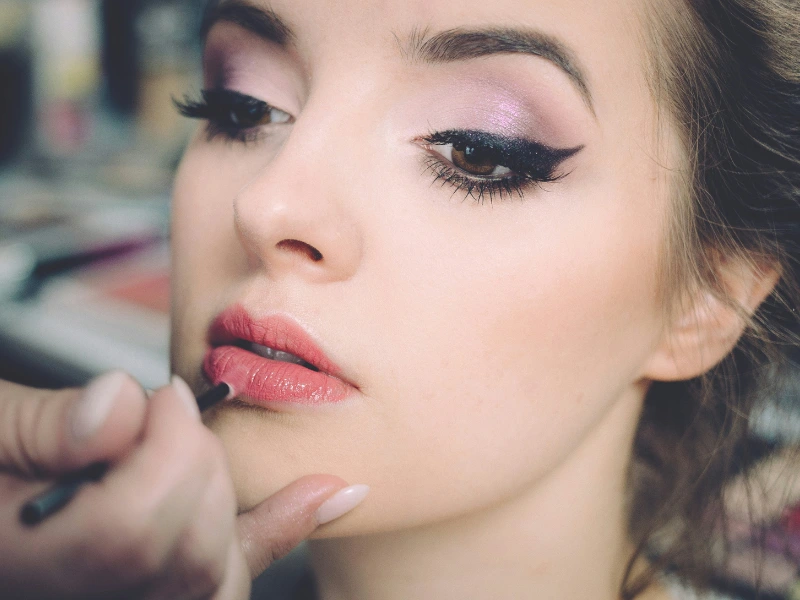 FESTIVE SEASON MAKEUP  TUTORIAL FOR WOMEN